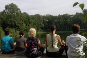 שיעור יוגה פרטי בקבוצה